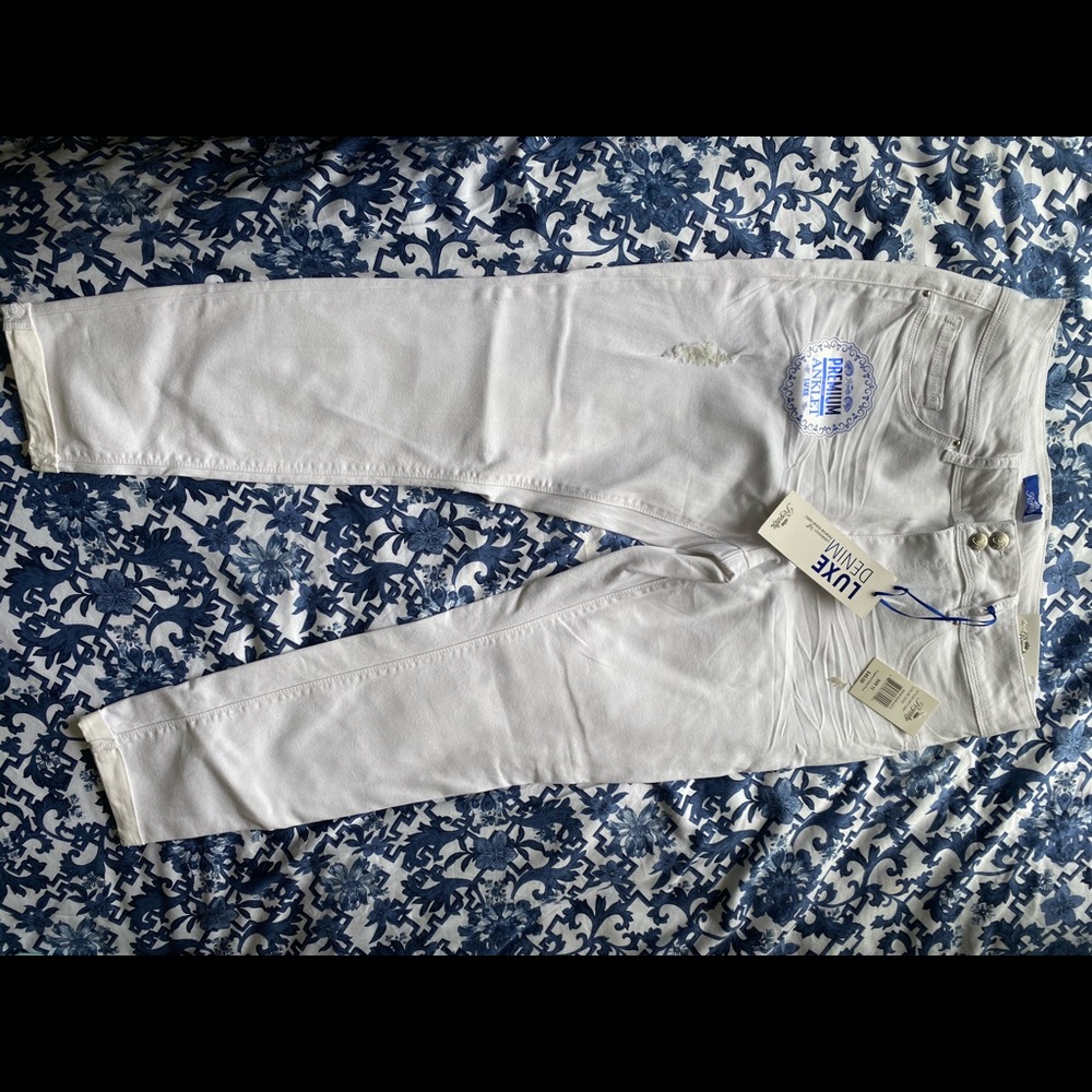 Royalty White Jeans Anklet capris 12 NWT